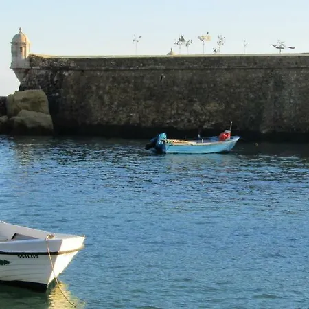 ゲストハウス Torrinha House