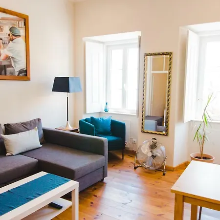 Torrinha House 3*